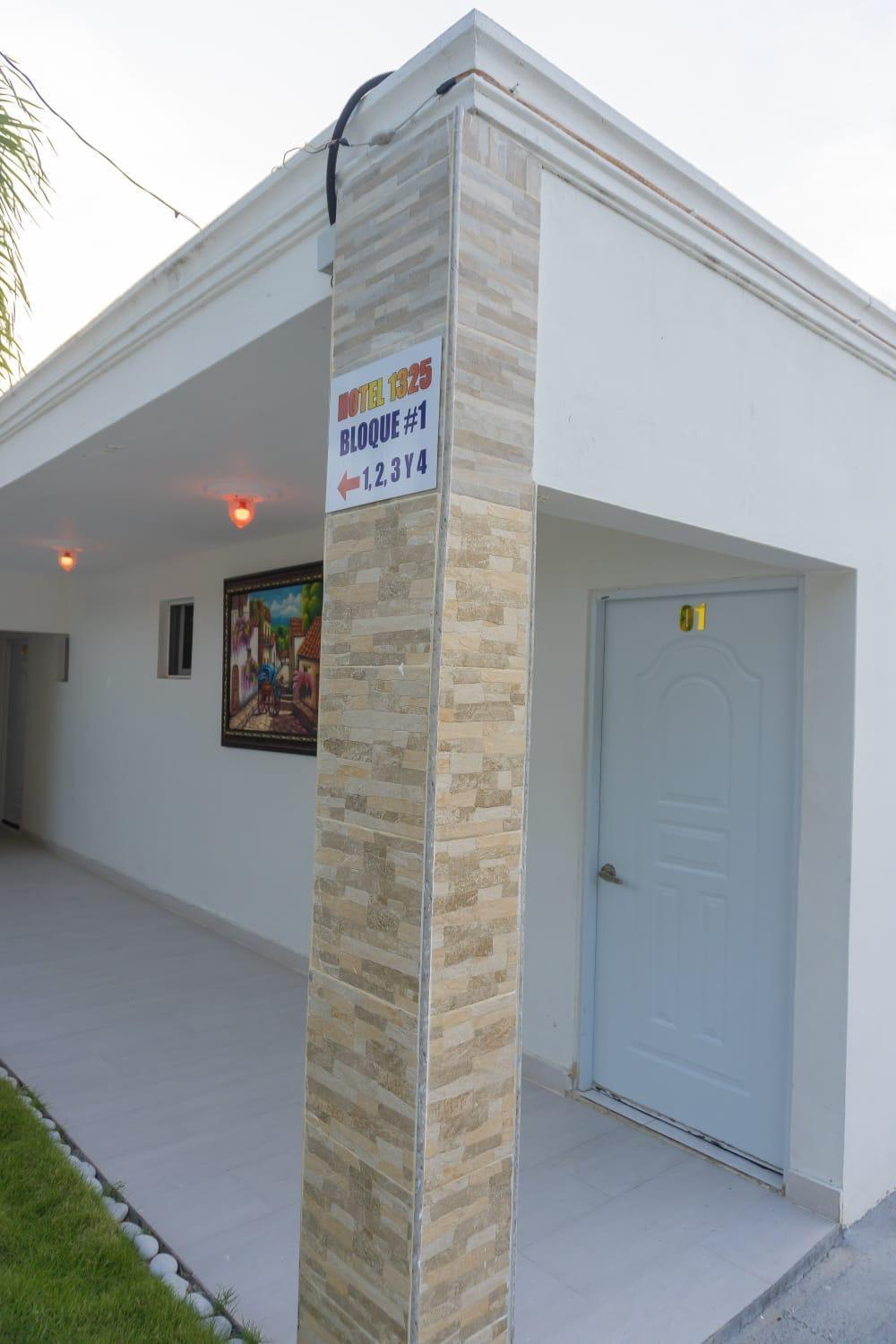 Hotel1325 Bani Ngoại thất bức ảnh